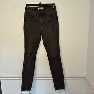 Madewell Black Distressed 9” Mid-Rise Skinny Jeans Size 25